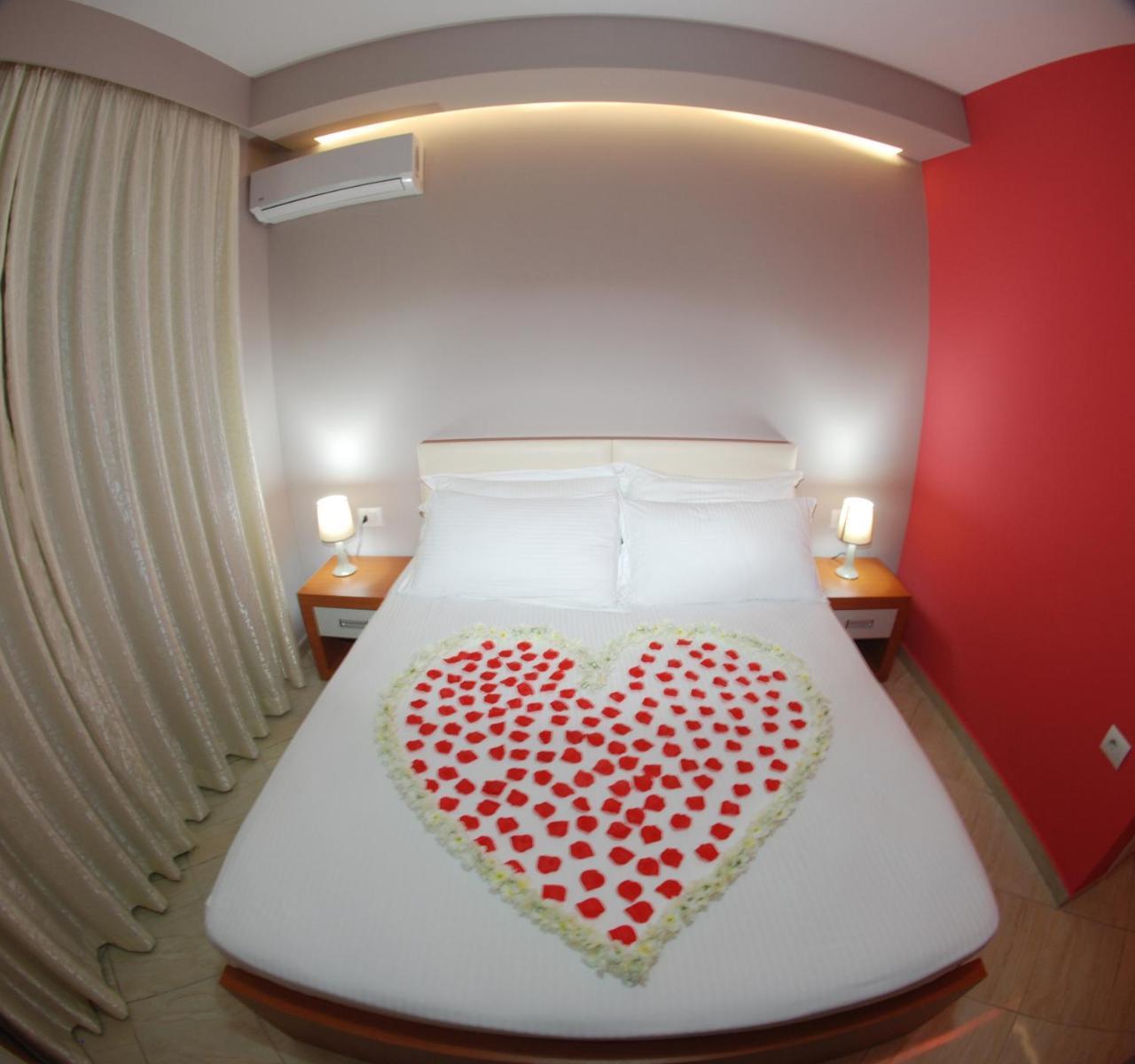 Divers 3* Radhimë